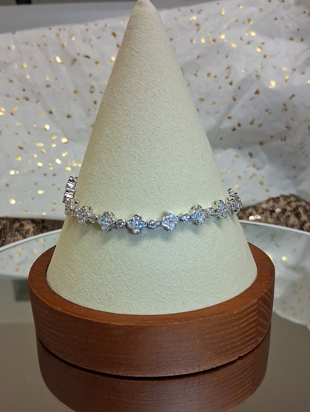 Silver-tone Clover Motif Petite Tennis Bracelet with Double Clasp, Pave' cz's